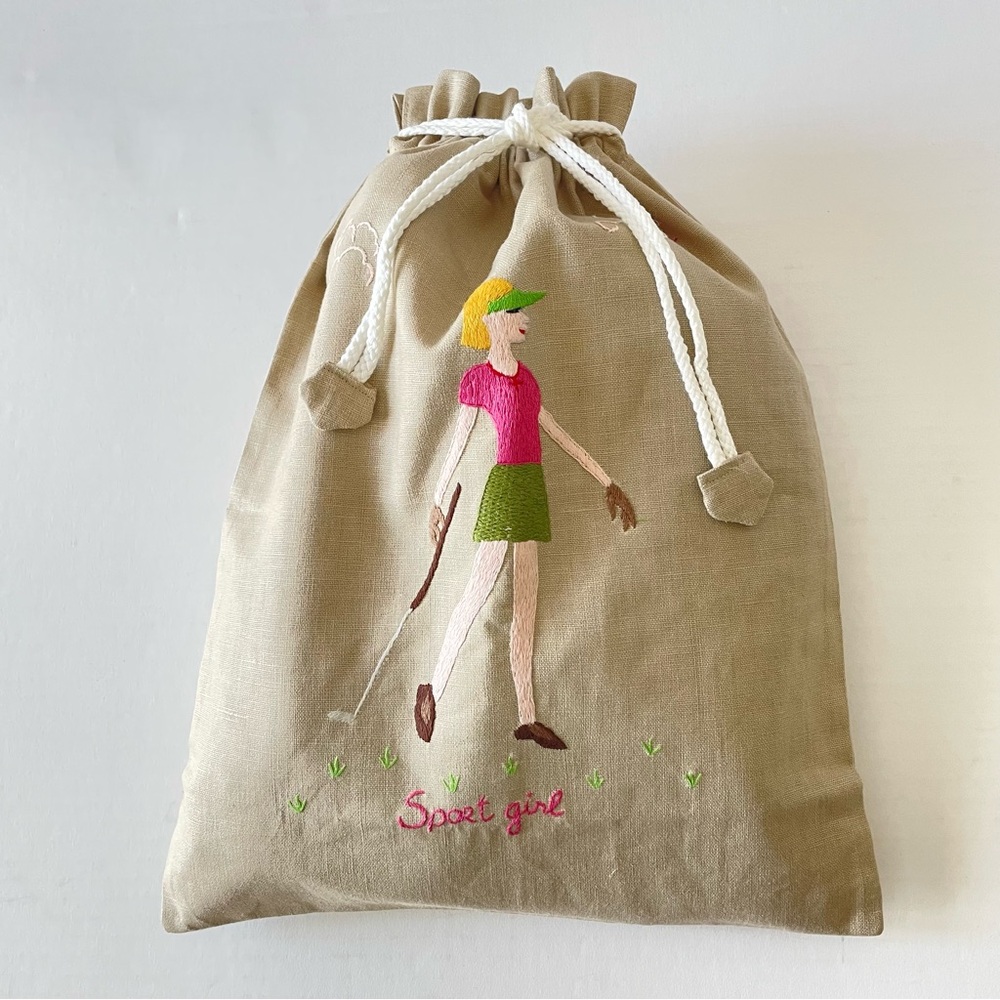 Embroidered Golf Girl Tan Shoe Bag New without Tags